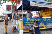 2020 6 24 germany dortmund falun gong info day 01
