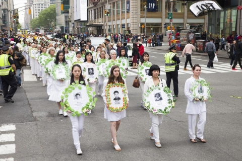 2016 5 14 minghui falun gong newyork parade 15