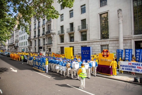 2019 8 31 mh london parade 11