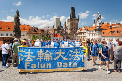 2024-6-15-czech-parade-05