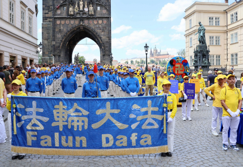 2024-6-15-czech-parade-09