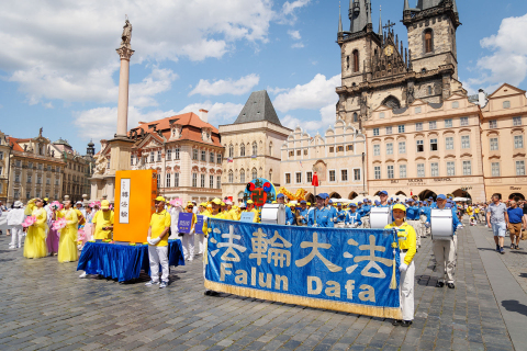 2024-6-15-czech-parade-16