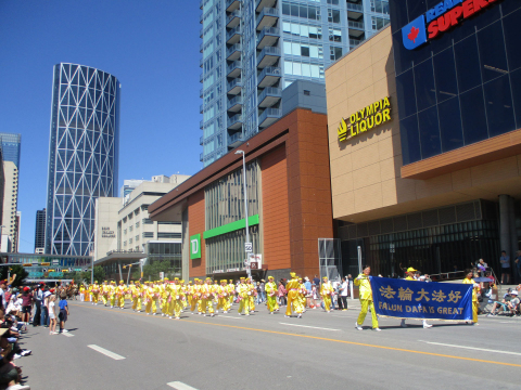 2024-7-7-calgary-parade-02