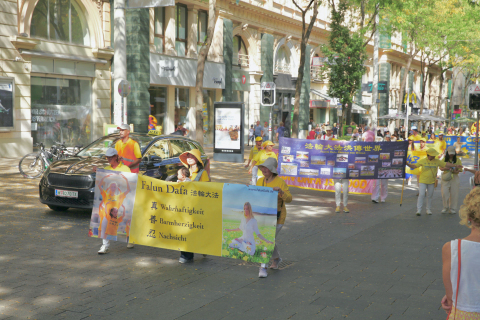 2024-9-4-vienna-parade-05