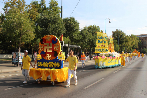 2024-9-4-vienna-parade-08