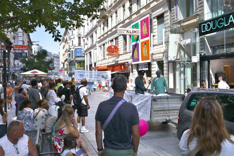 2024-9-4-vienna-parade-14