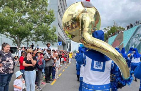 2024-12-9-newzealand-parade_05