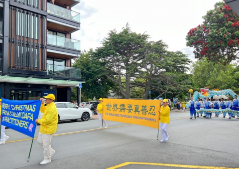 2024-12-9-newzealand-parade_10