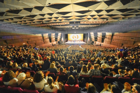 2025-4-25-shenyun-zh2-13