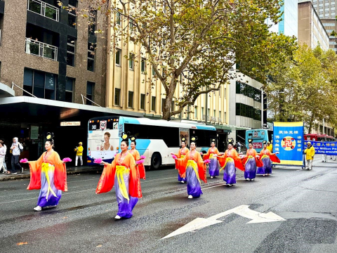 2025-5-9-sydney-513-parade_08b