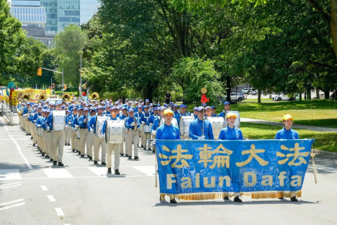 2025-7-14-canada-720-parade_03