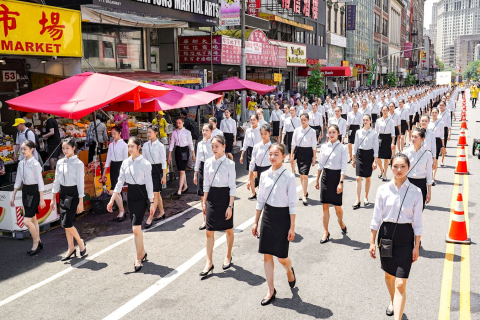 2025-7-21-us-ny-720-parade_03