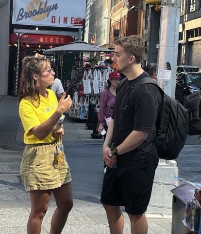 2025-8-27-timesqure-hongfa_07