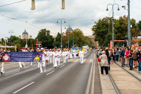 2025-9-1-vienna-parade-07