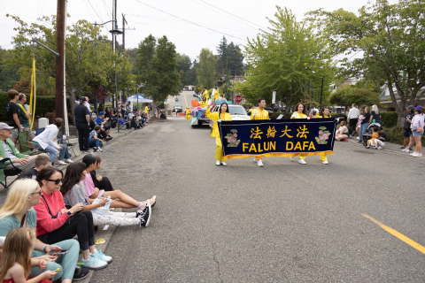 2025-9-13-seattlw-parade-01