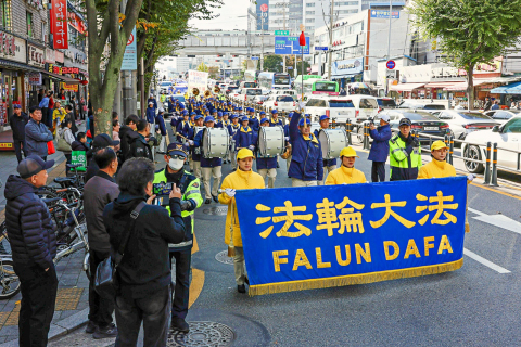 2025-11-7-skorea-parade-04