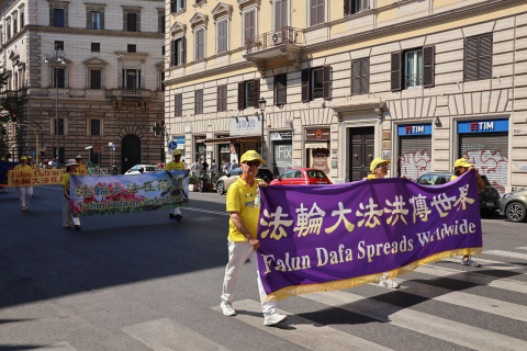 2026-7-4-italy-parade-05