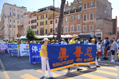 2026-7-4-italy-parade-06